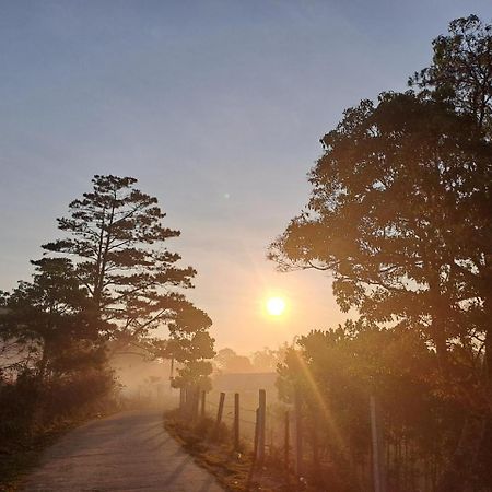 Homestay Niem T'Ri Mang Pen Kon Von Kla 外观 照片