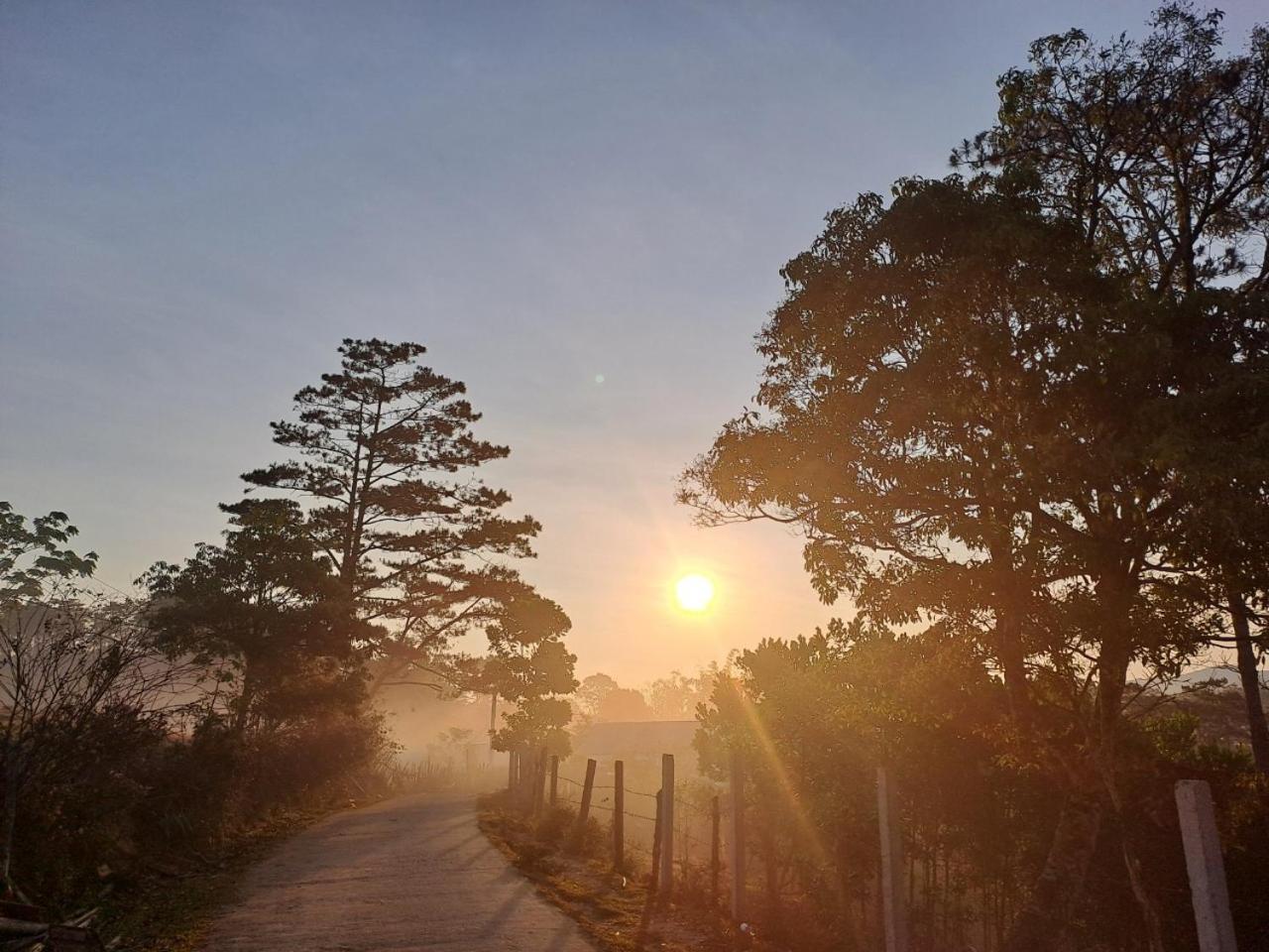Homestay Niem T'Ri Mang Pen Kon Von Kla 外观 照片